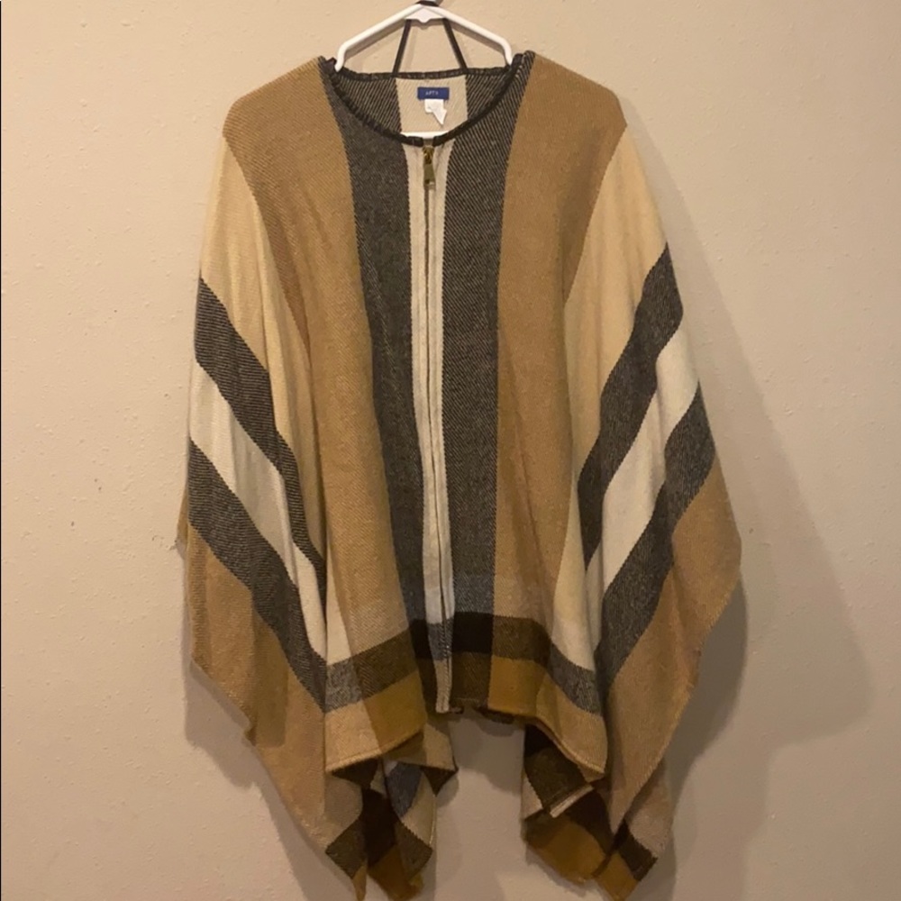 Apt. 9 Plaid Poncho